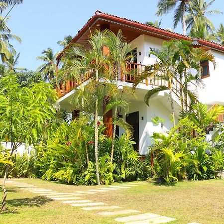Anb Surf View Hotel Tangalle Bagian luar foto