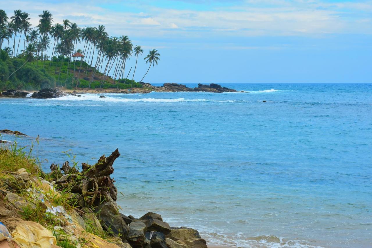 Anb Surf View Hotel Tangalle Bagian luar foto