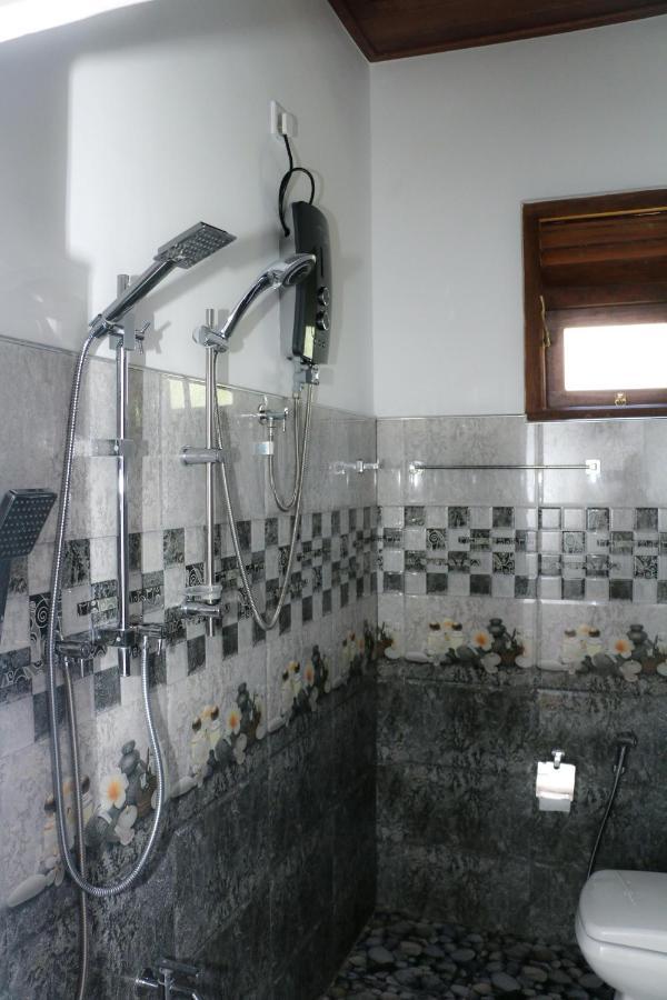 Anb Surf View Hotel Tangalle Bagian luar foto