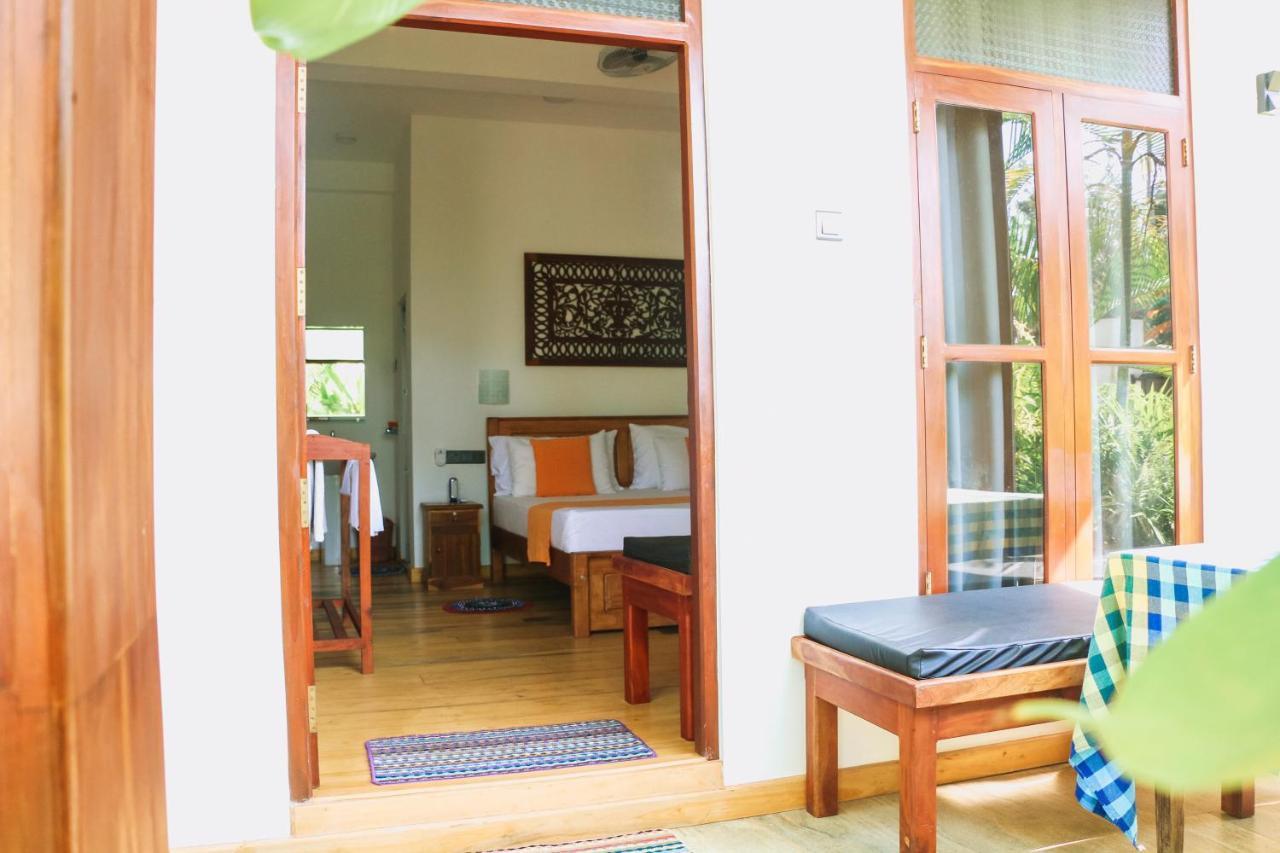 Anb Surf View Hotel Tangalle Bagian luar foto