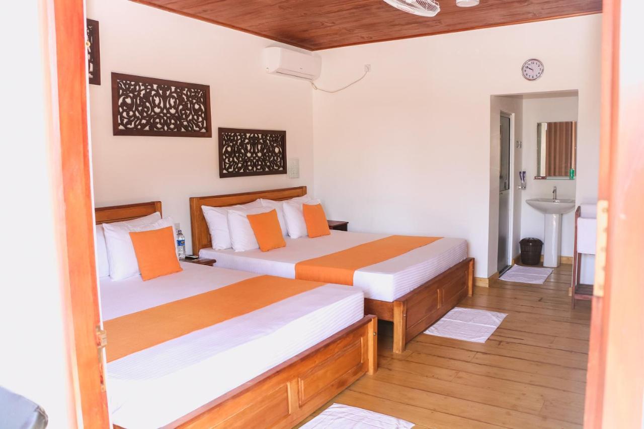 Anb Surf View Hotel Tangalle Bagian luar foto