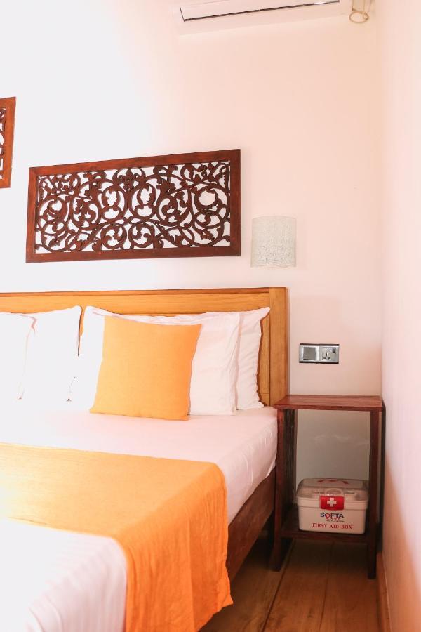 Anb Surf View Hotel Tangalle Bagian luar foto